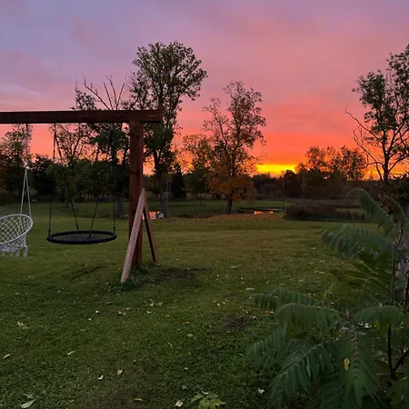 度假居 Priimaee Talu Raengle