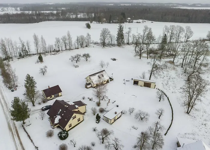 Priimaee Talu Holiday home Raengle